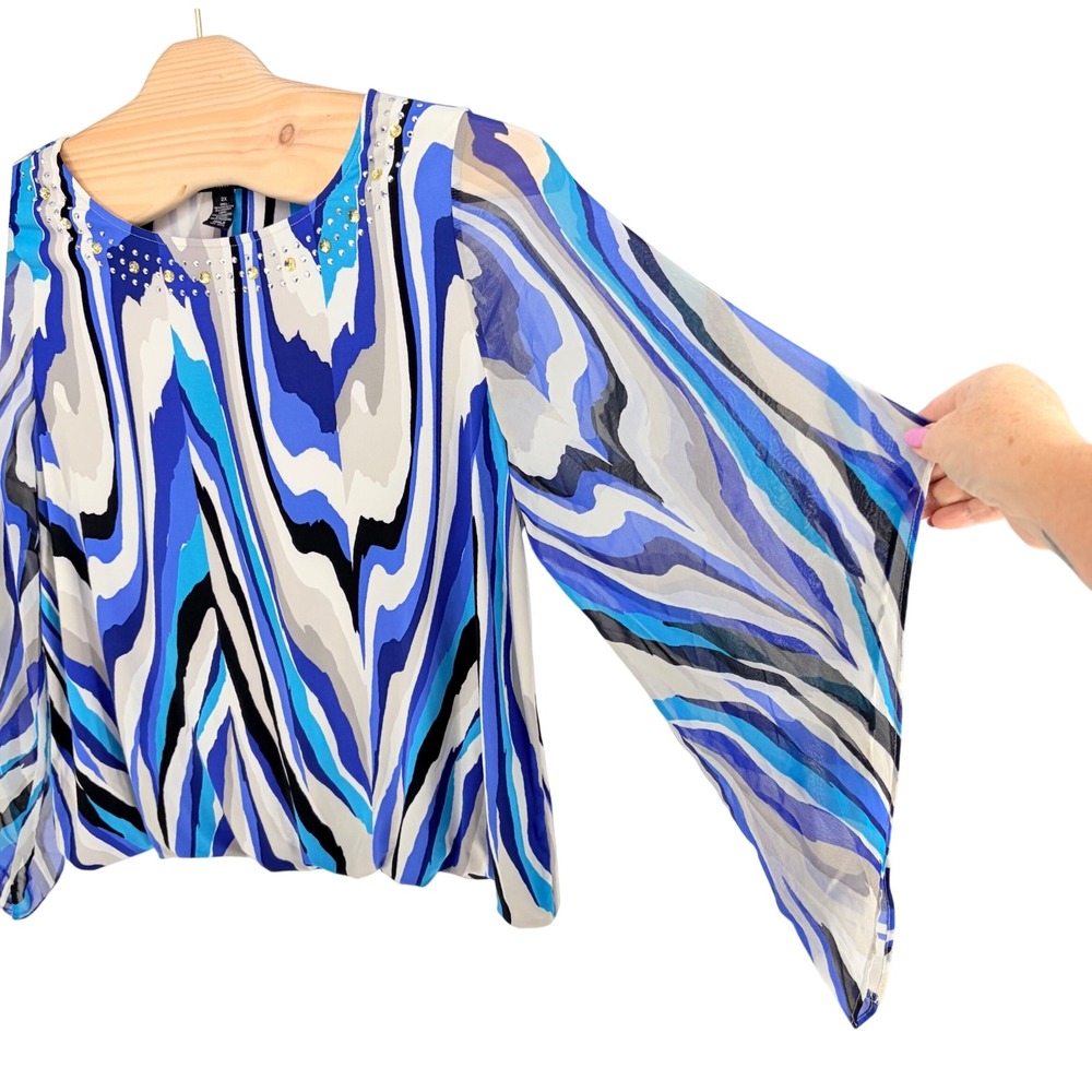 Abstract Print Blouse 2X Blue Wavy Sheer Flutter Sleeve Rhinestone Bubble Hem